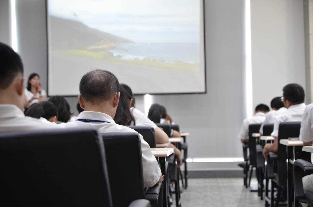 大学兼职，探索、成长与收获的旅程